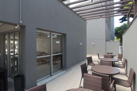 Apartamento à venda com 74m², 2 quartos e 1 vagaÁrea comum