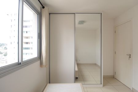 Apartamento à venda com 74m², 2 quartos e 1 vagaQuarto