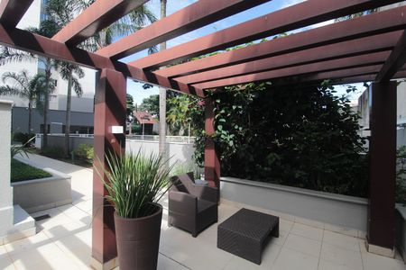 Apartamento à venda com 74m², 2 quartos e 1 vagaÁrea comum