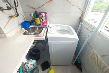 Apartamento para alugar com 43m², 2 quartos e sem vaga Apartamento para alugar com 43m², 2 quartos e sem vagaCozinha e Área de Serviço