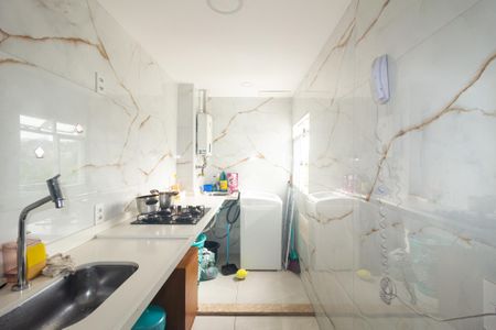 Apartamento para alugar com 43m², 2 quartos e sem vaga Apartamento para alugar com 43m², 2 quartos e sem vagaCozinha e Área de Serviço