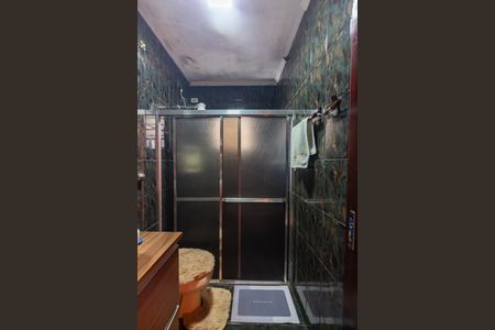 Casa à venda com 211m², 6 quartos e 2 vagasBanheiro 1