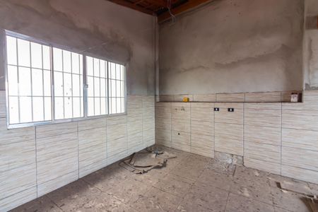 Casa à venda com 211m², 6 quartos e 2 vagasComodo 