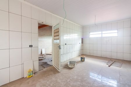 Casa à venda com 211m², 6 quartos e 2 vagasComodo 