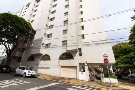 Studio à venda com 32m², 1 quarto e sem vaga Studio à venda com 32m², 1 quarto e sem vagaFachada
