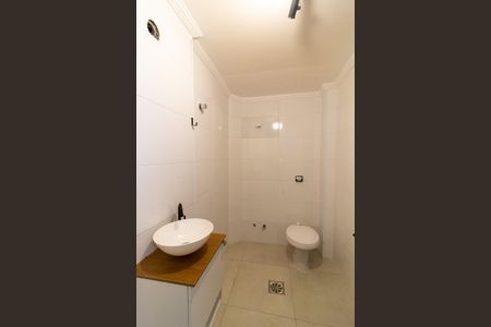 Banheiro de kitnet/studio à venda com 1 quarto, 32m² em Vila Itapura, Campinas