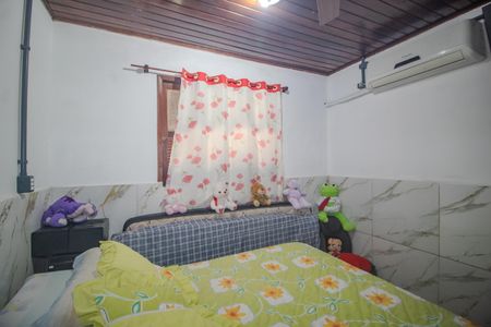 Casa à venda com 467m², 3 quartos e 2 vagas Casa à venda com 467m², 3 quartos e 2 vagasQuarto