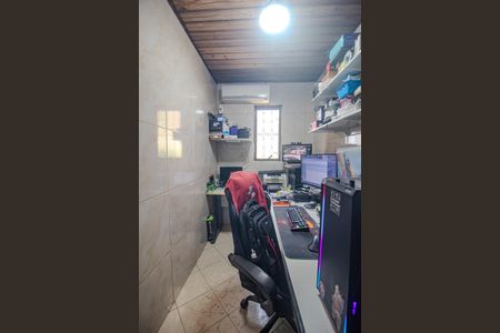 Casa à venda com 467m², 3 quartos e 2 vagas Casa à venda com 467m², 3 quartos e 2 vagasQuarto 2