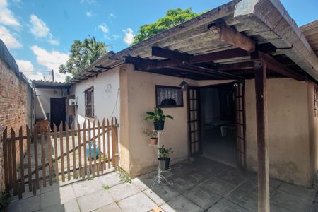 Casa à venda com 467m², 3 quartos e 2 vagas Casa à venda com 467m², 3 quartos e 2 vagasQuintal