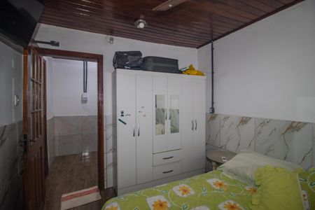 Casa à venda com 467m², 3 quartos e 2 vagas Casa à venda com 467m², 3 quartos e 2 vagasQuarto