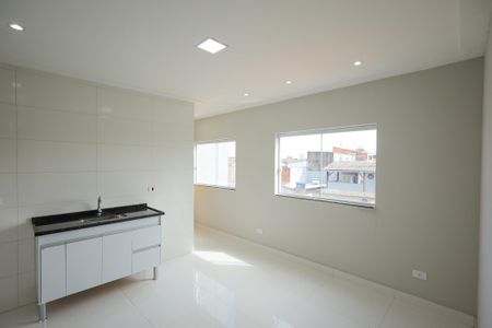 Sala - Cozinha de apartamento para alugar com 2 quartos, 50m² em Jardim Selma, São Paulo