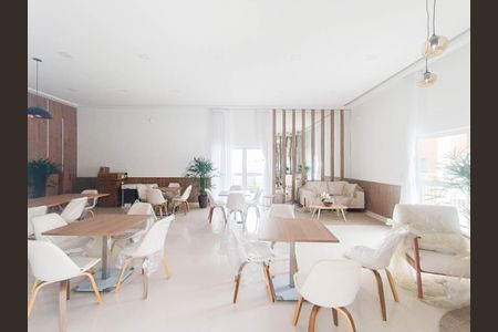 Apartamento para alugar com 45m², 2 quartos e 1 vagaÁrea comum - Salão de festas