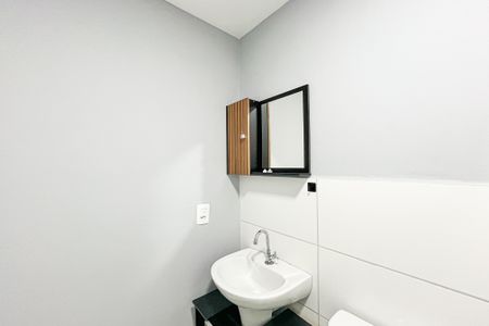 Apartamento para alugar com 37m², 2 quartos e sem vagaBanheiro