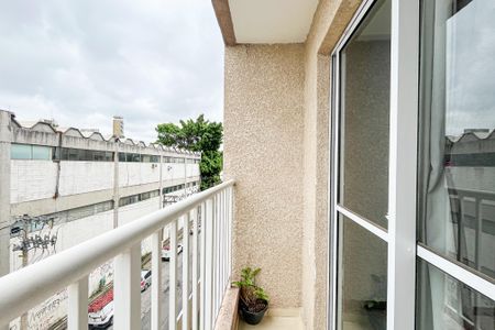 Apartamento para alugar com 37m², 2 quartos e sem vagaSacada