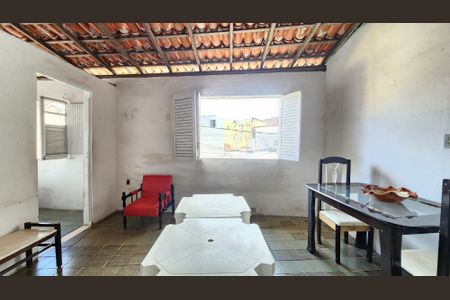 Sala de casa para alugar com 2 quartos, 100m² em Boca do Rio, Salvador