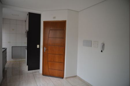 Sala de apartamento para alugar com 2 quartos, 42m² em Jardim Utinga, Santo André