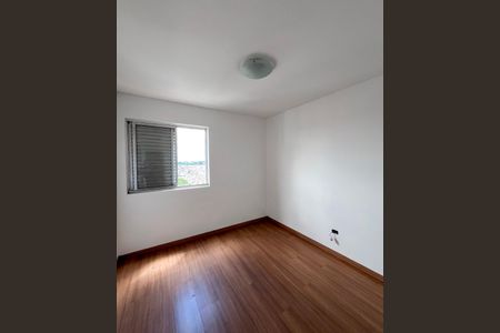 Quarto 2 de apartamento à venda com 2 quartos, 47m² em Vila das Merces, São Paulo