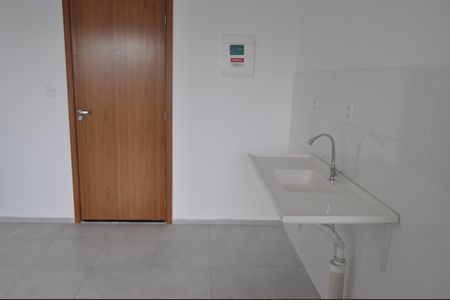 Apartamento para alugar com 2 quartos, 41m² em Del Castilho, Rio de Janeiro