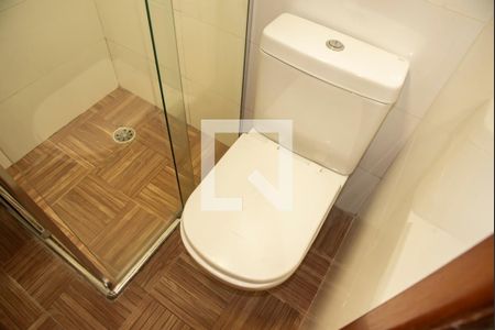 Casa à venda com 360m², 4 quartos e 2 vagas Casa à venda com 360m², 4 quartos e 2 vagasCasa 2