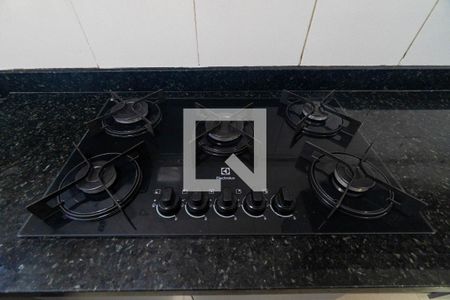 Casa à venda com 360m², 4 quartos e 2 vagas Casa à venda com 360m², 4 quartos e 2 vagasCasa 1