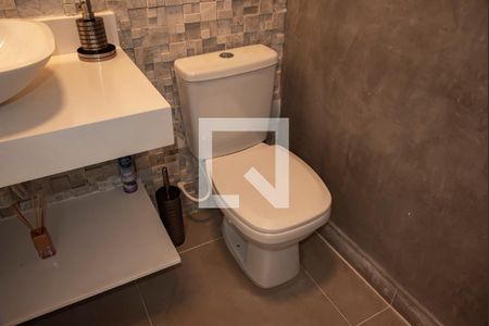 Casa à venda com 360m², 4 quartos e 2 vagas Casa à venda com 360m², 4 quartos e 2 vagasÁrea externa