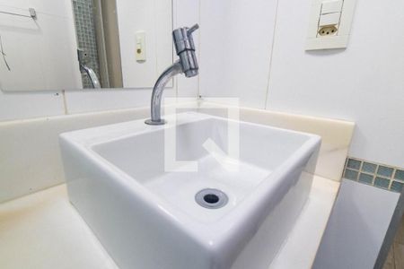 Casa à venda com 360m², 4 quartos e 2 vagas Casa à venda com 360m², 4 quartos e 2 vagasCasa 1