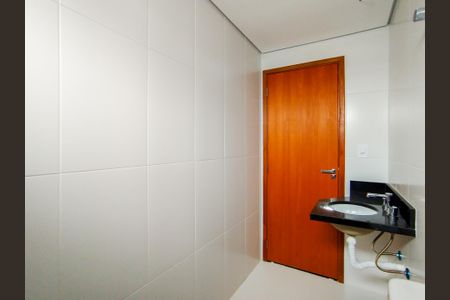 Apartamento à venda com 83m², 3 quartos e 2 vagasBanheiro da Suíte