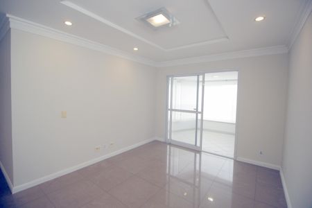 Sala de Estar de apartamento para alugar com 4 quartos, 131m² em Campestre, Santo André