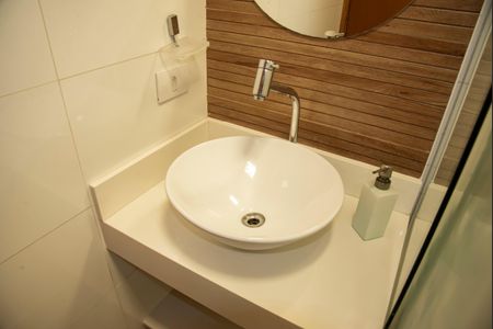 Casa para alugar com 200m², 2 quartos e 1 vagaBanheiro 