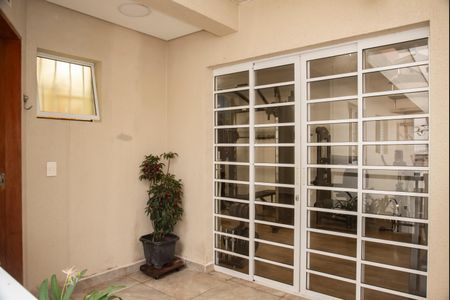 Casa para alugar com 200m², 2 quartos e 1 vagaHall de entrada