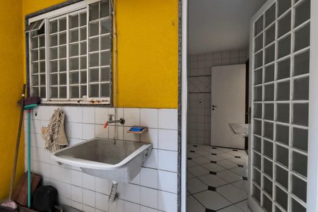 Casa de condomínio à venda com 200m², 3 quartos e 2 vagasÁrea de Serviço