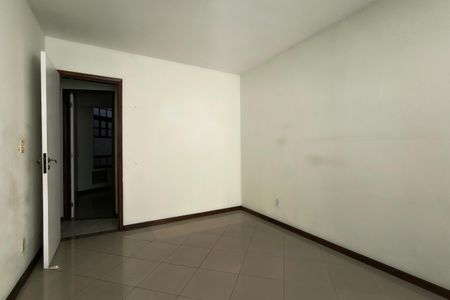 Casa de condomínio à venda com 200m², 3 quartos e 2 vagasQuarto 2