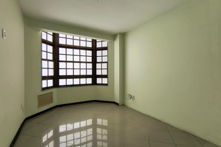 Casa de condomínio à venda com 200m², 3 quartos e 2 vagasQuarto 2 - Suíte