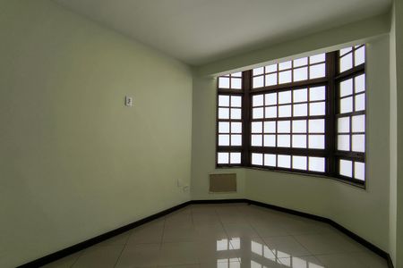 Casa de condomínio à venda com 200m², 3 quartos e 2 vagasQuarto 2 - Suíte