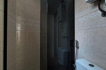 Casa de condomínio à venda com 200m², 3 quartos e 2 vagasBanheiro social 1