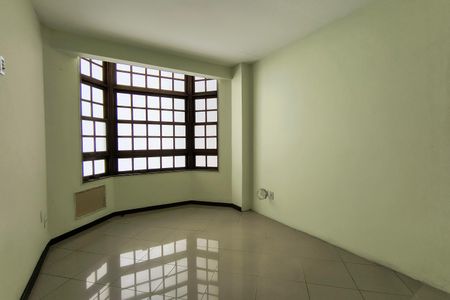 Casa de condomínio à venda com 200m², 3 quartos e 2 vagasQuarto 2 - Suíte