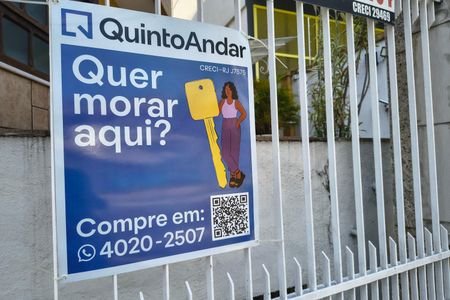 Casa de condomínio à venda com 200m², 3 quartos e 2 vagasPlaca 