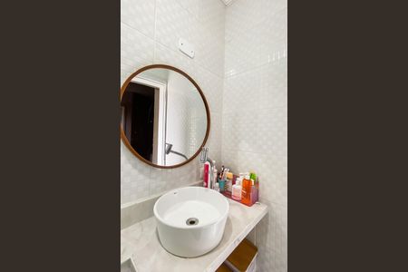 Casa à venda com 115m², 2 quartos e 2 vagasBanheiro da Suíte 2