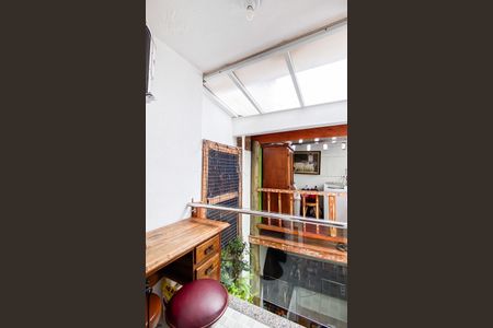 Casa à venda com 115m², 2 quartos e 2 vagasVaranda 