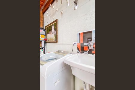 Casa à venda com 115m², 2 quartos e 2 vagasÁrea de Serviço