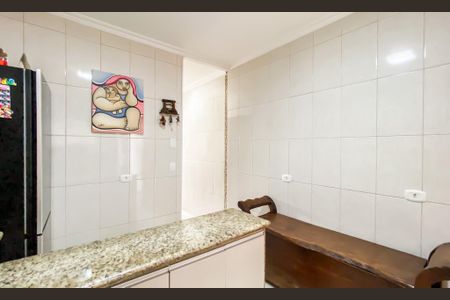 Casa à venda com 115m², 2 quartos e 2 vagasCozinha 