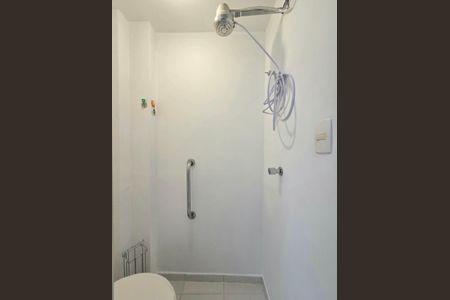 Apartamento para alugar com 80m², 2 quartos e 2 vagas Apartamento para alugar com 80m², 2 quartos e 2 vagasBanheiro de serviço