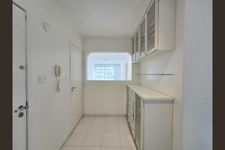 Apartamento para alugar com 80m², 2 quartos e 2 vagas Apartamento para alugar com 80m², 2 quartos e 2 vagasCozinha