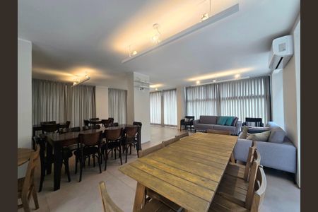 Apartamento para alugar com 80m², 2 quartos e 2 vagas Apartamento para alugar com 80m², 2 quartos e 2 vagasÁrea comum - Salão de festas