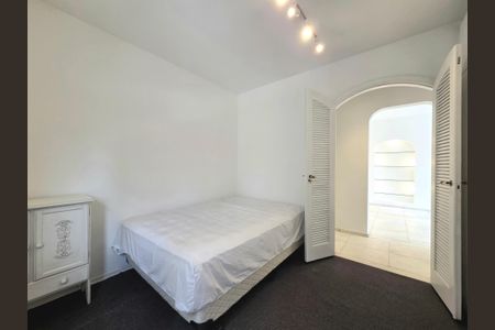 Apartamento para alugar com 80m², 2 quartos e 2 vagas Apartamento para alugar com 80m², 2 quartos e 2 vagasQuarto 2