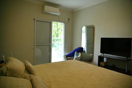 Casa à venda com 205m², 3 quartos e 3 vagasSuíte master 