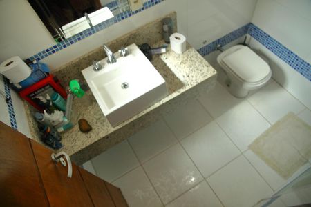 Casa para alugar com 205m², 3 quartos e 3 vagasbanheiro da Suíte 2 