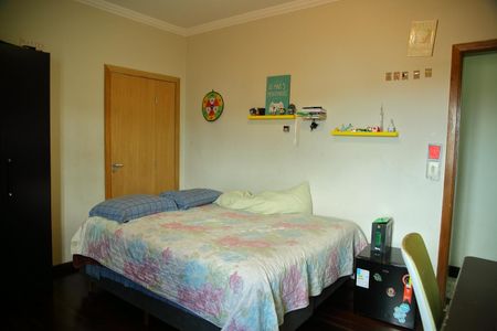 Casa para alugar com 205m², 3 quartos e 3 vagasSuíte 2