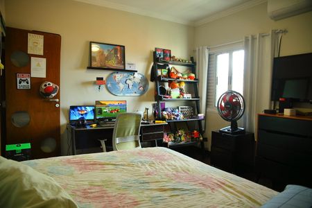 Casa para alugar com 205m², 3 quartos e 3 vagasSuíte 2