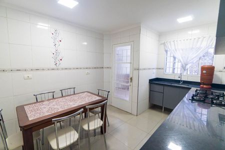 Casa para alugar com 120m², 2 quartos e 1 vagaCozinha